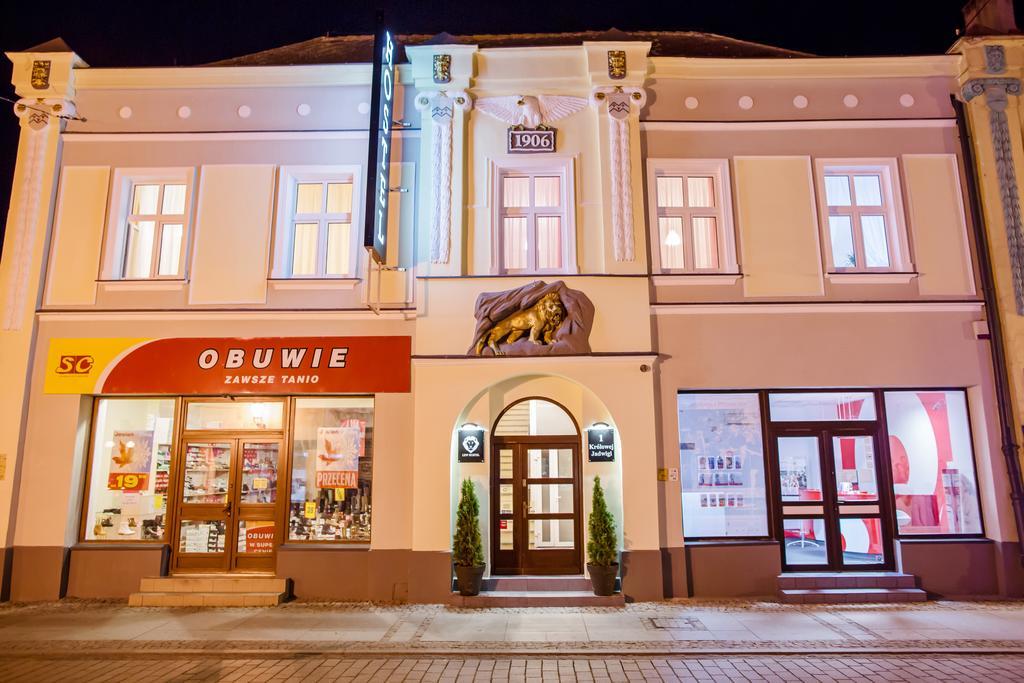 Lew Hostel 이노우로추프 외부 사진