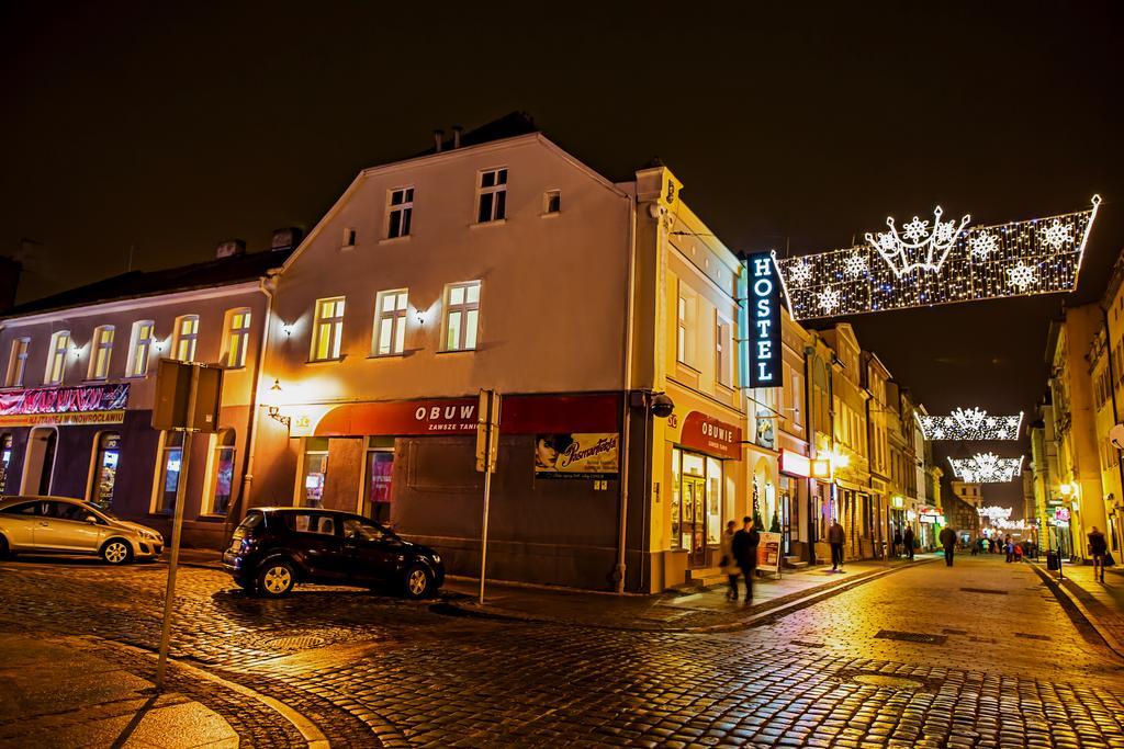 Lew Hostel 이노우로추프 외부 사진